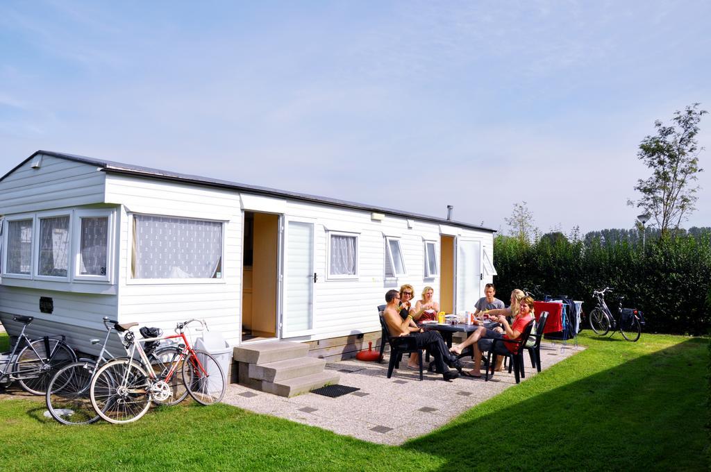 Oostappen Vakantiepark Riviera Beach Biddinghuizen Phòng bức ảnh
